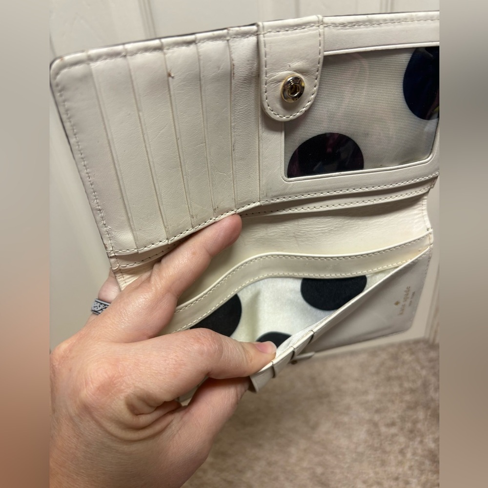 Kate Spade New York long wallet light blue white black polka dots snap close EUC - Picture 7 of 16